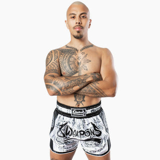 Pantaloncini kick-thai 8 Weapons Carbon Sak Yant Tigers-Combat Arena